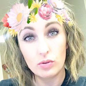 Meet your Posher, Amie